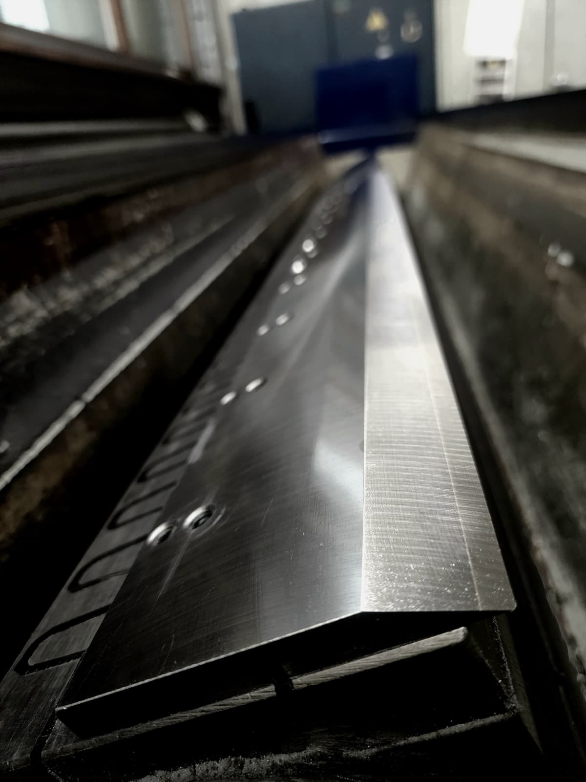 Präzisionsgeschliffenes Messer für eine Druckerei Feldmann-Schleiftechnik